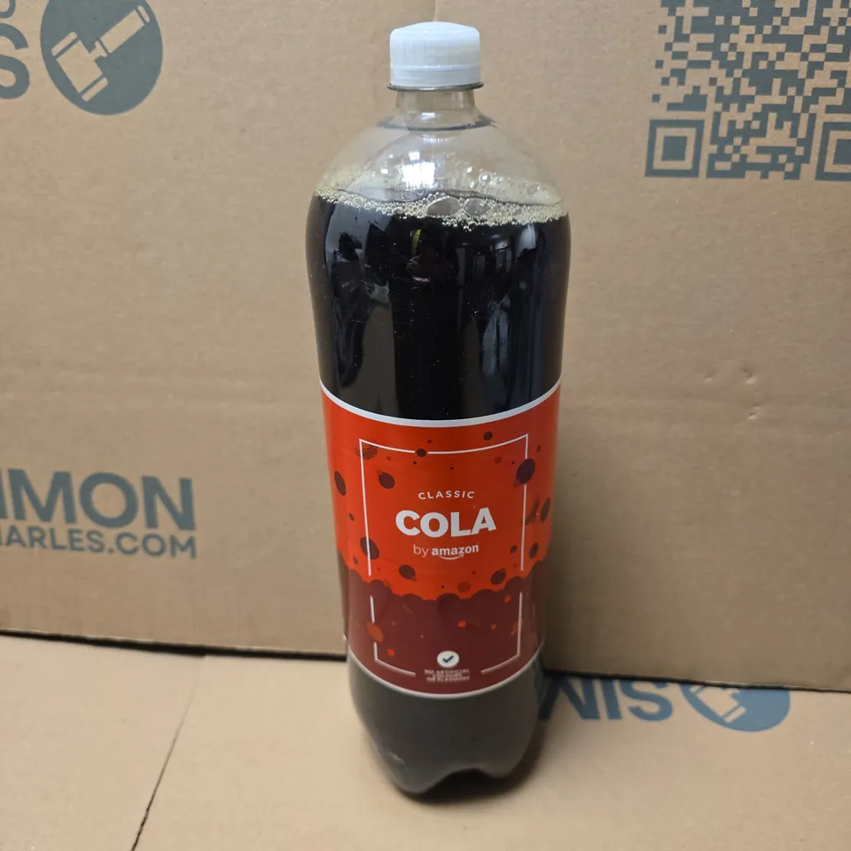 4 CLASSIC COLA BOTTLES (2L)