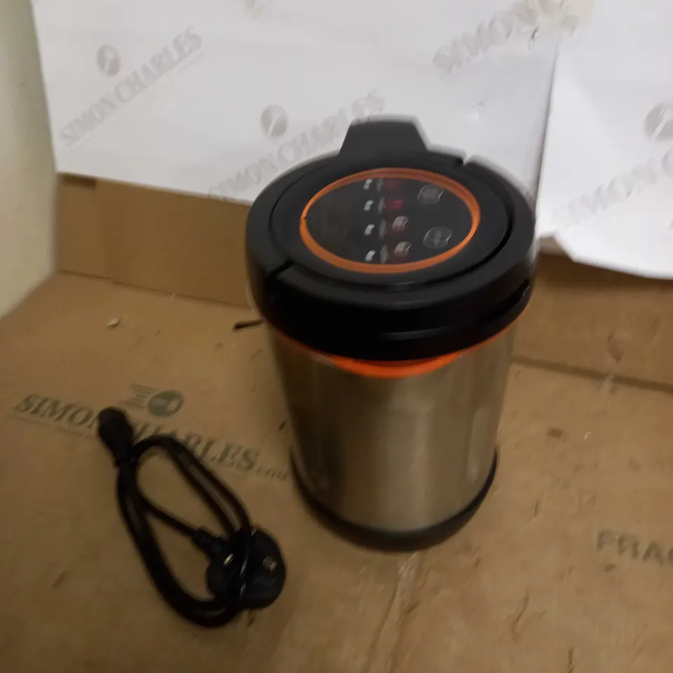 MORPHY RICHARDS COMPACT SOUP MAKER 