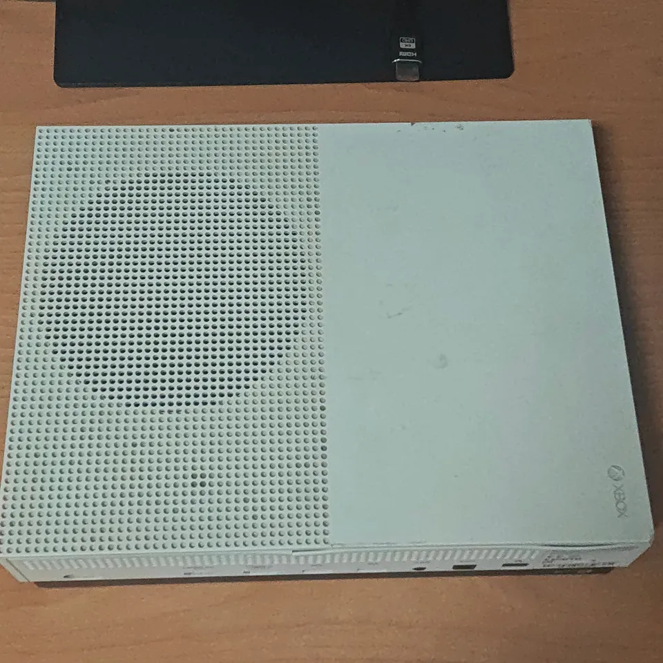 UNBOXED XBOX ONE S ALL DIGITAL EDITION - 1681
