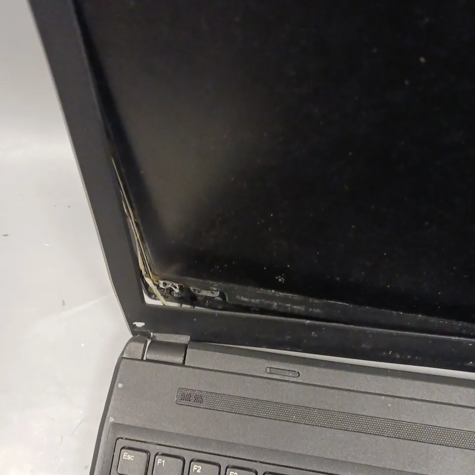 FUJITSU LIFEBOOK A514 LAPTOP 
