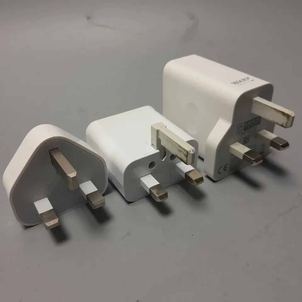 APPROXIMATELY 200 USB TRAVEL ADAPTER PLUGS TO INCLUDE APPLE, SAMSUNG, ONEPLUS, ETC