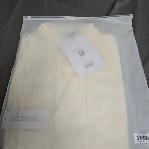 SISTERS AND SEEKERS CREAM FITTED SHIRT - SIZE S