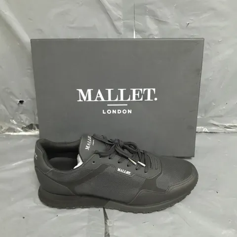 BOXED PAIR OF MALLET. LONDON LOWMAN BALLISTIC S24 BLACK SIZE 11 