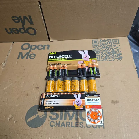 LARGE QUANTITY OF ASSORTED BATTERY PRODUCTS TO INCLUDE DURACELL, AMAZON BASICS ETC