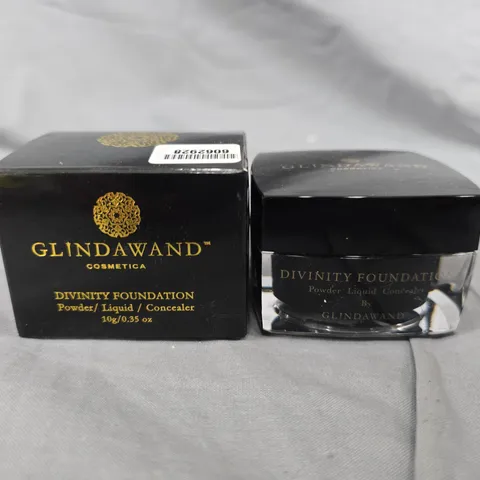 GLINDAWAND DIVINITY FOUNDATION – POWDER/LIQUID CONCEALER - MEDITERRANEAN 