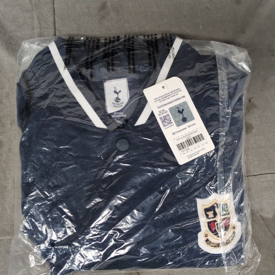 BAGGED TOTTENHAM HOTSPUR RETRO CREST JACKET IN NAVY SIZE XL