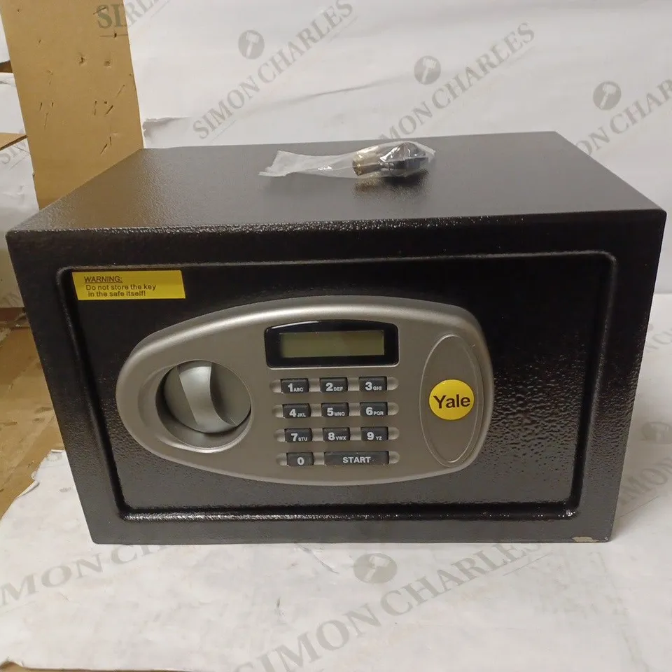 YALE Y-SS0000NFP SMALL STEEL DIGITAL SAFE