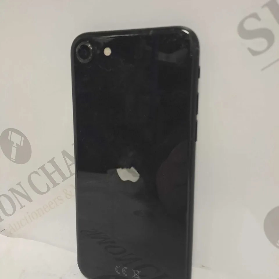 APPLE IPHONE SE SMARTPHONE 
