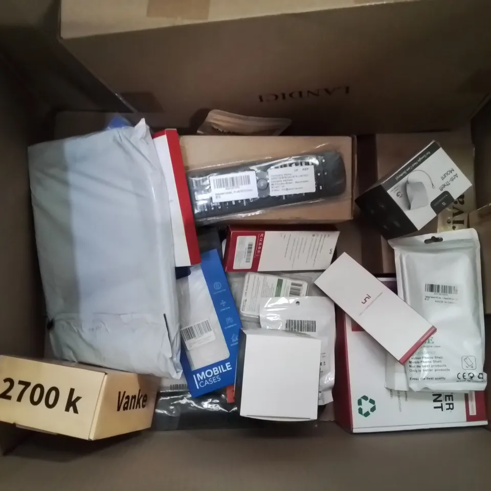 BOX CONTAINING LARGE AMOUNT OF MIXED BOXED ELECTRICAL ITEMS PHONE ACCESSORIES LIGHTING ETC.