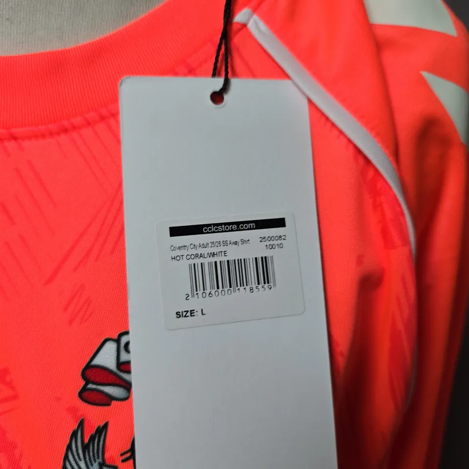 COVENTRY CITY FC FOOTBALL AWAY SHIRT – CORAL/ORANGE – HUMMEL – MONZO SPONSOR – SIGNED, ADULT UK SIZE L