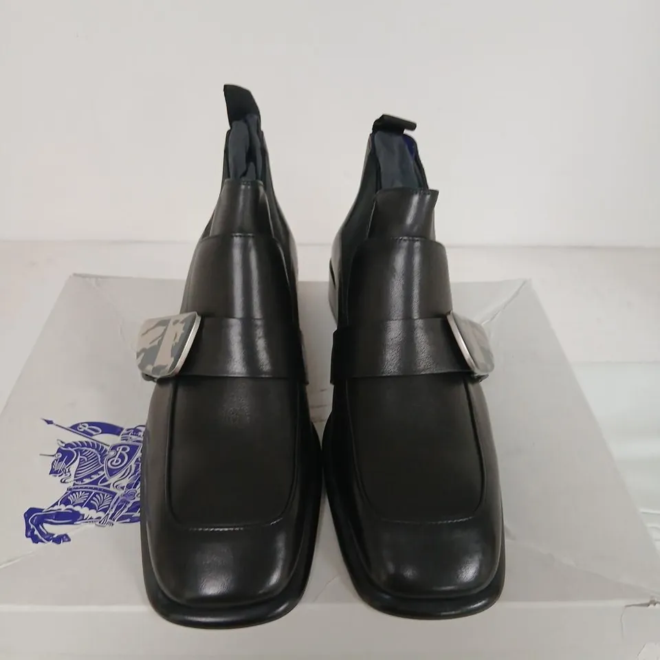 BURBERRY BLACK LEATHER BOOT WITH BUCKLE STRAP – MEN'S, UK 11 (EU 45)