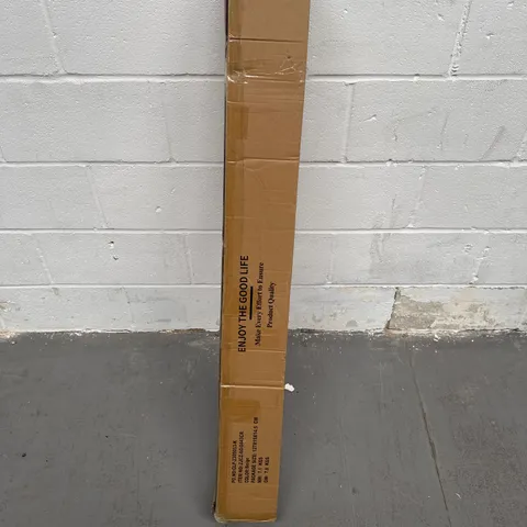 BOXED MANUALLY RETRACTABLE AWNING