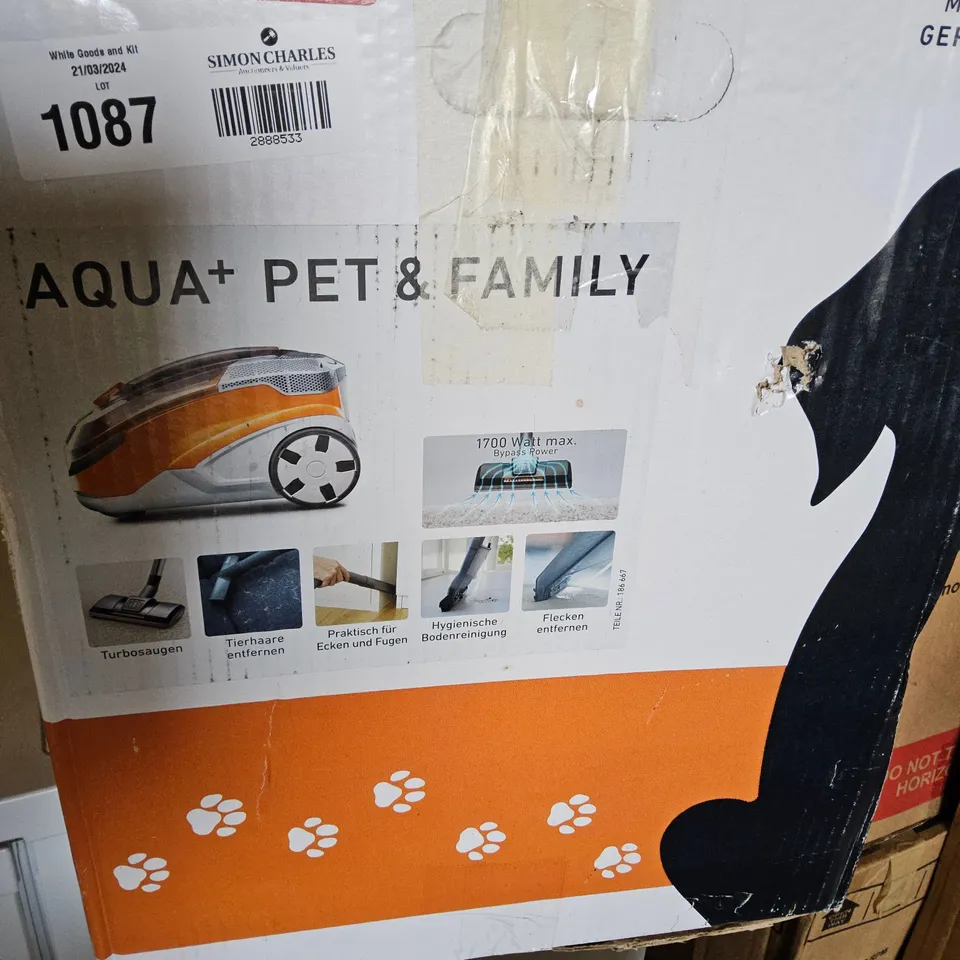 BOXED THOMAS AQUA + PET & FAMILY 1700WWET & DRY VACUUM CLEANER