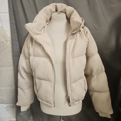 MANIΓRE DE VOIR BEIGE QUILTED PUFFER JACKET SIZE UNSPECIFIED