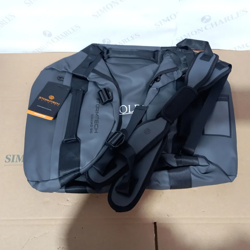 STORMTECH NOMAD 55 GREY/BLACK CARRY ALL BAG