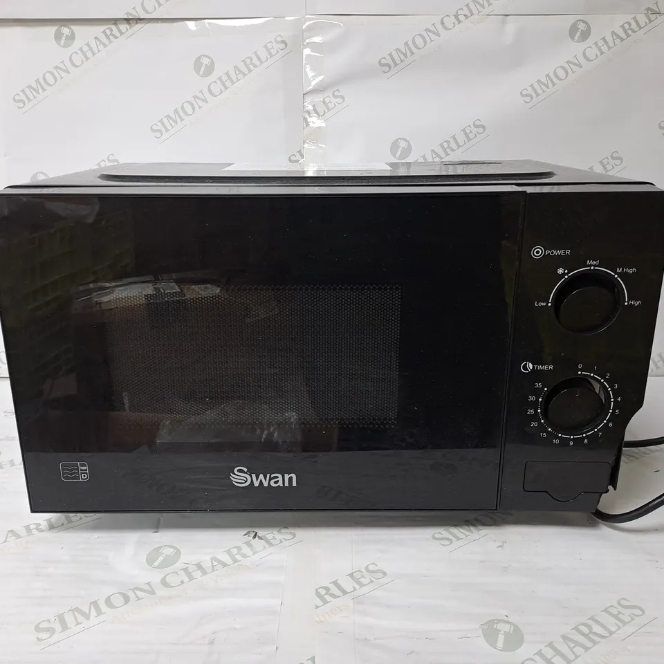 SWAN 20L 700W MANUAL MICROWAVE IN BLACK  RRP £54