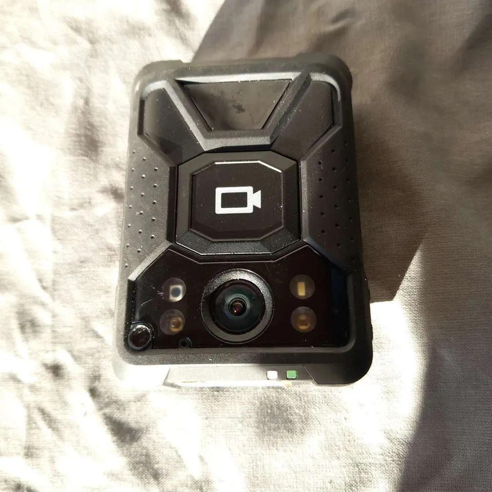 HIK VISION BODY CAMERA DS-MCW407