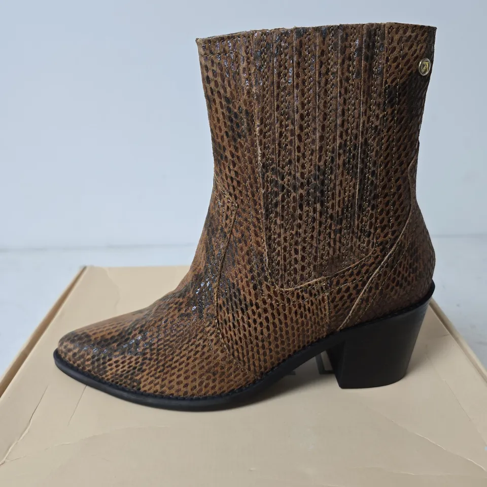 BOXED RAVEL LANGTON LEATHER BOOTS, TAN SNAKE - SIZE 6