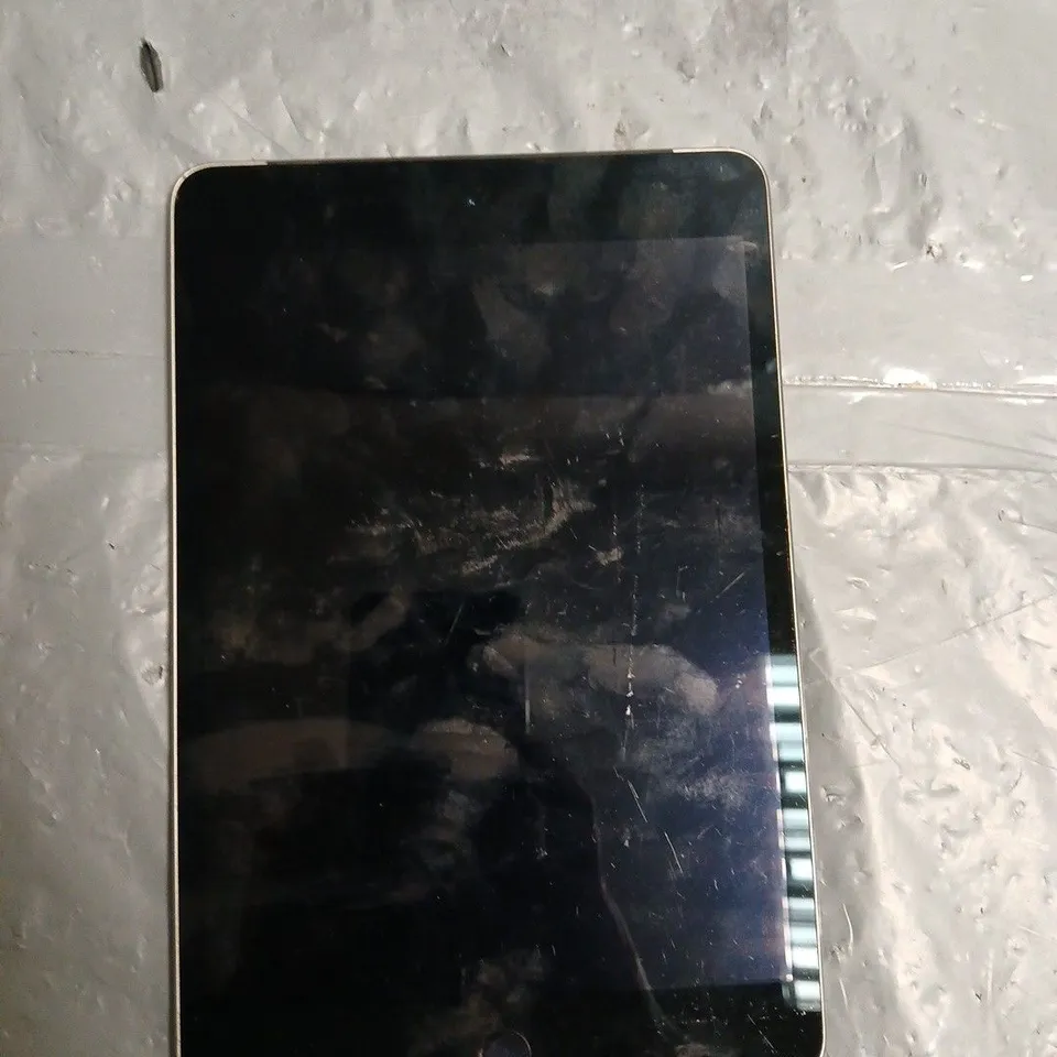 APPLE IPAD MINI 4TH GEN 64GB