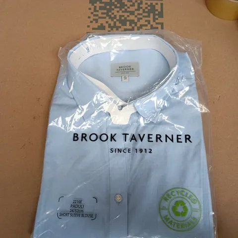 Brook Taverner Light Blue Shirt – Size 52/24 (Men's)