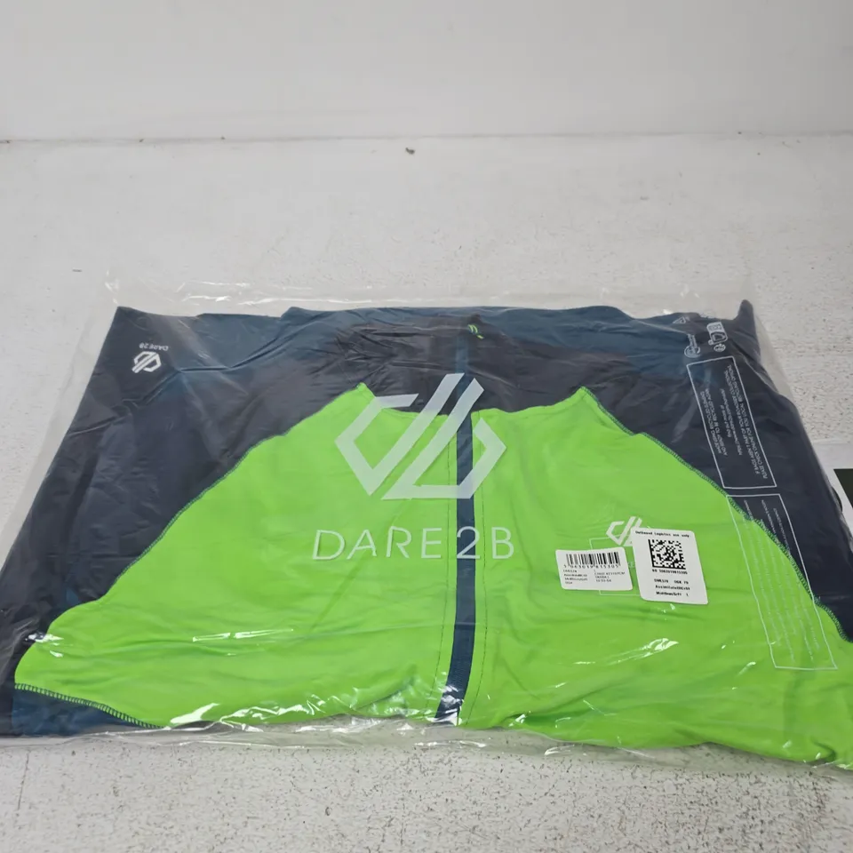 APPROXIMATELY 16 BRAND NEW REGATTA ASSIMILATE III CORE STRETCH JACKETS - L