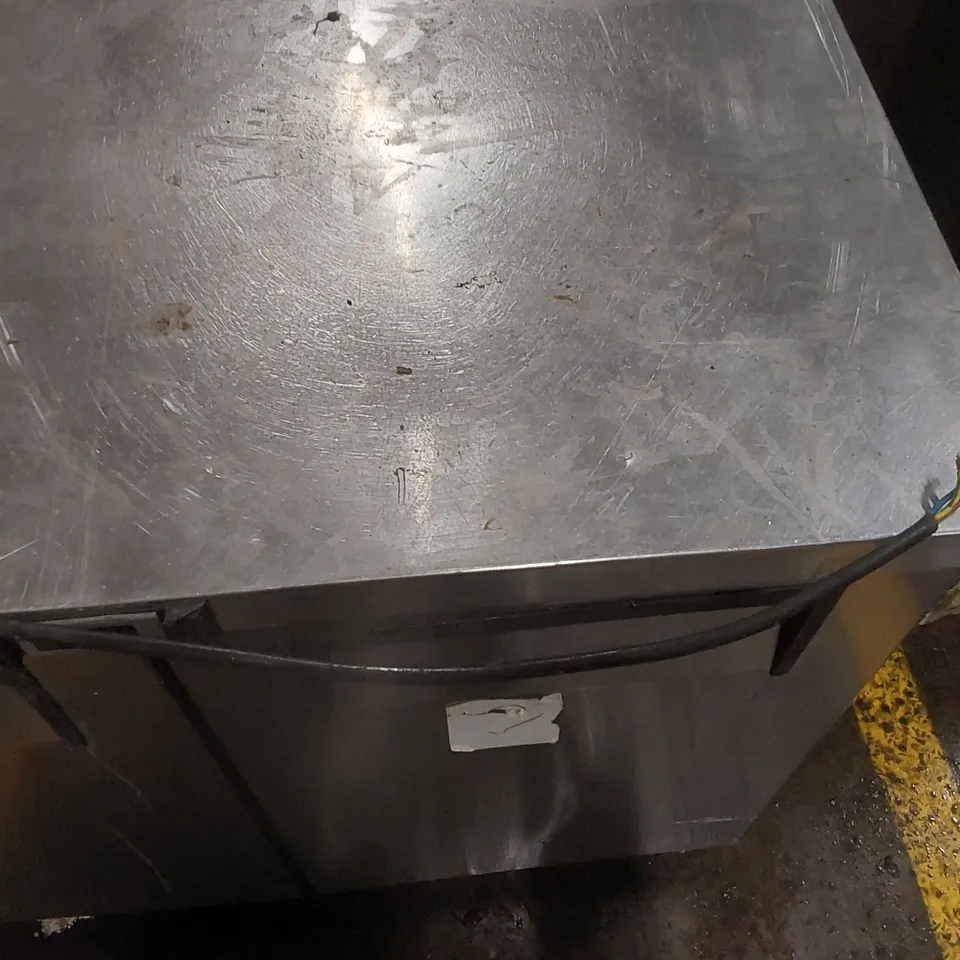 TRUE COMMERCIAL TEMPERATURE CONTROLLED CABINET WITH PREP COUNTER