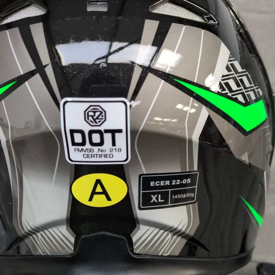 UNBRANDED HELMET SIZE XL 