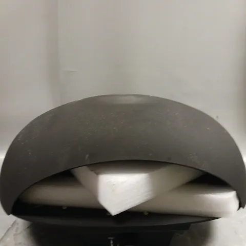 BOXED LE FEU TURTLE 2.0 GAS POWERED PIZZA OVEN