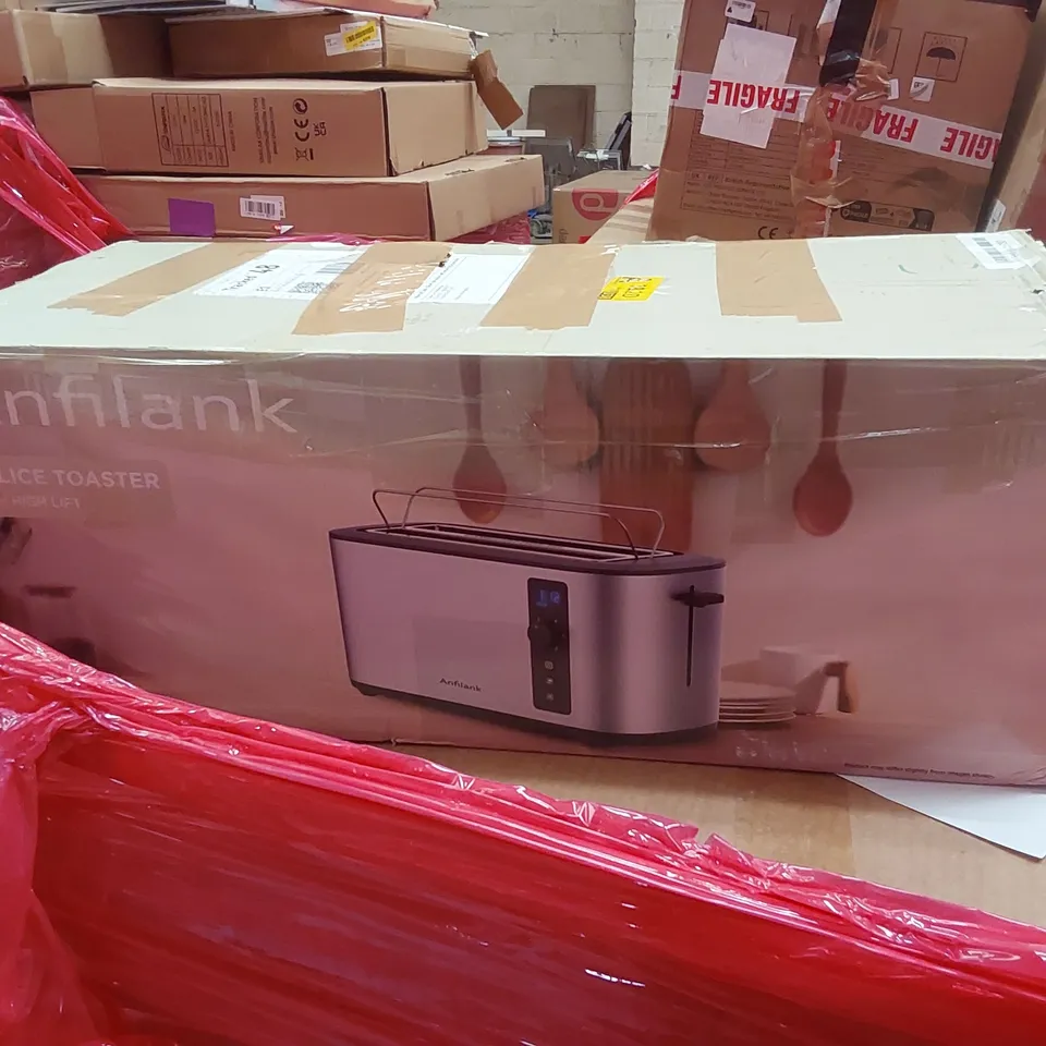 PALLET TO CONTAIN AN ASSORTMENT OF HOUSEHOLD ITEMS TO INCLUDE; TOASTERS, AIR FRYER, BOXED FURNITURE ETC