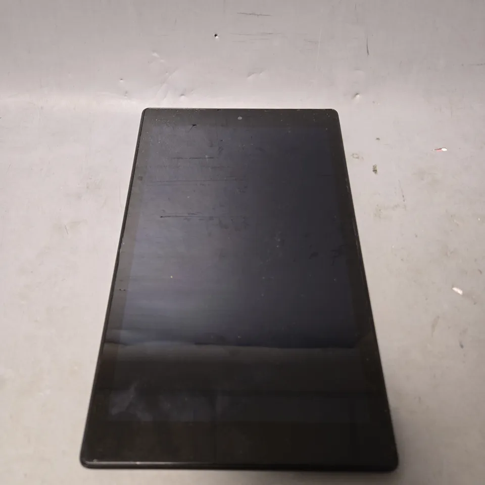 AMAZON FIRE HD 10 - M2V3R5 