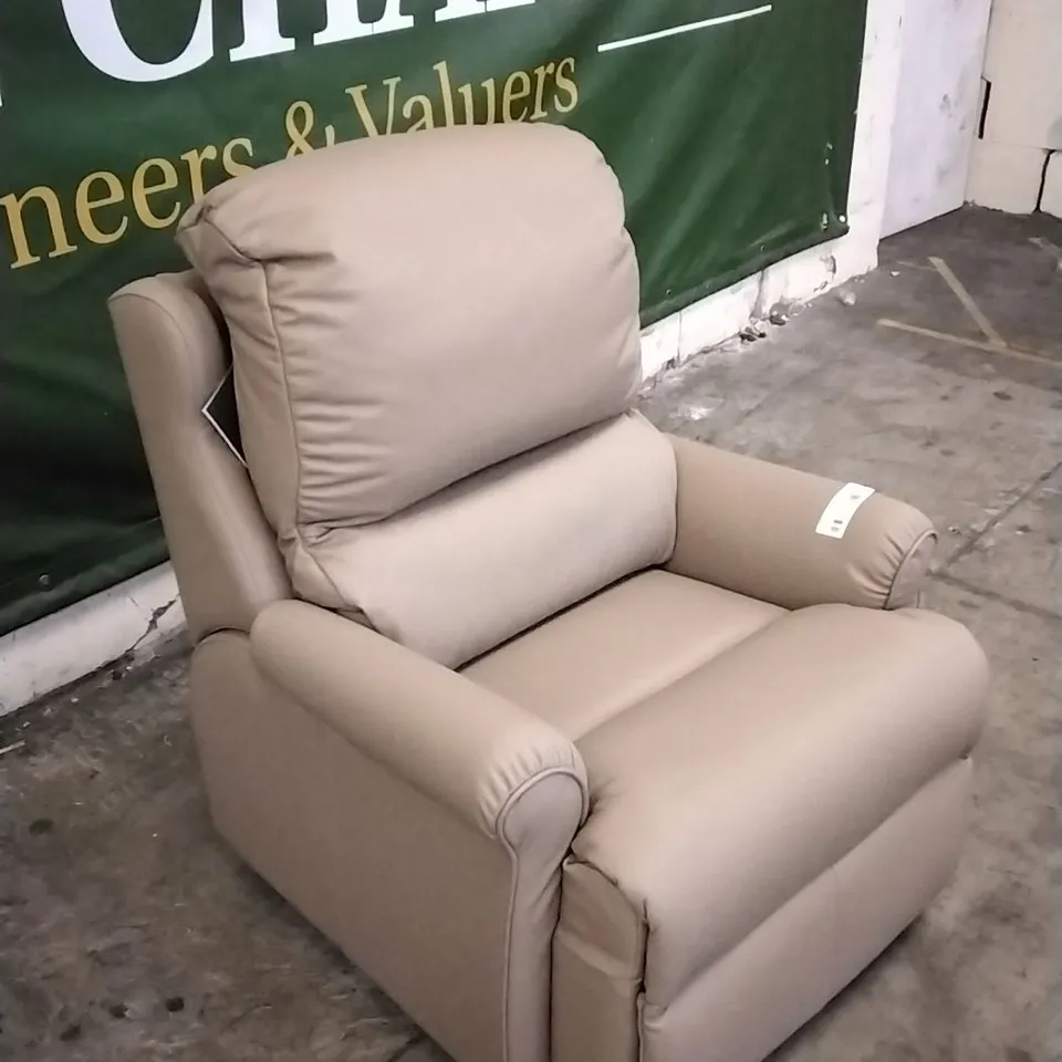 QUALITY BRITISH DESIGNED & MANUFACTURED G PLAN NEWMARKET ARMCHAIR CAMBRIDGE TAUPE LEATHER 