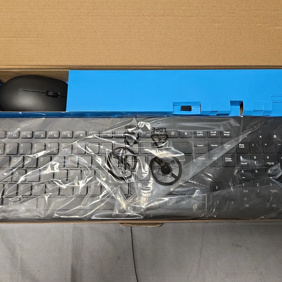 APPROXIMATELY 10 BOXED HP 230 WIRELESS MOUSE & KEYBOARD COMBO SETS