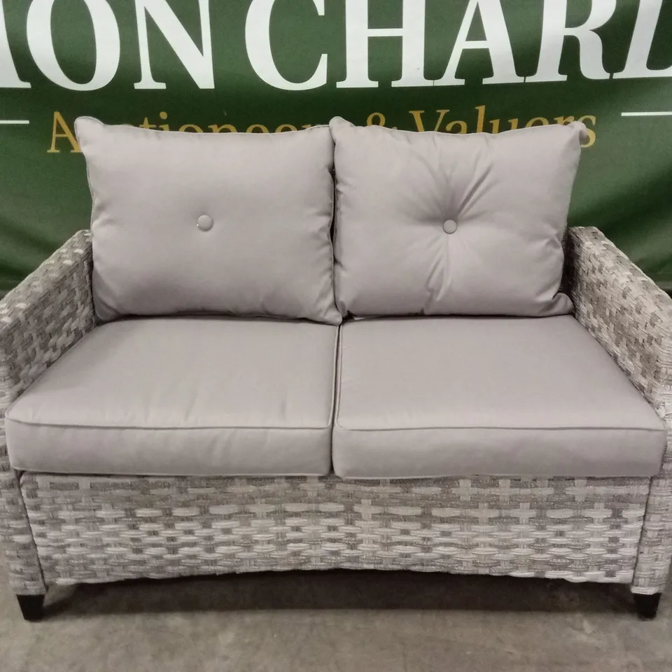 ARIZONA 2 SEATER OUTDOOR PATIO SOFA RRP £275