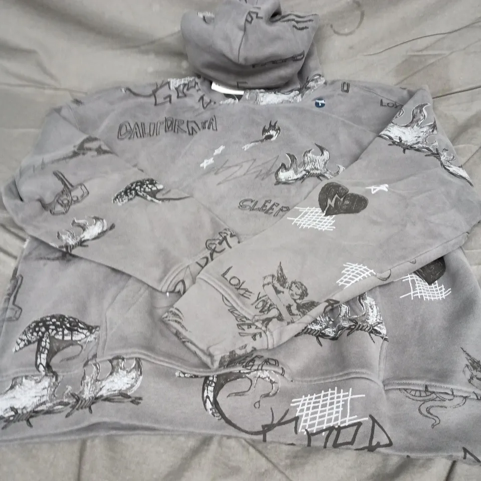 HOLLISTER HOODIE – GREY WITH ALL-OVER GRAPHIC PRINT, SIZE LARGE