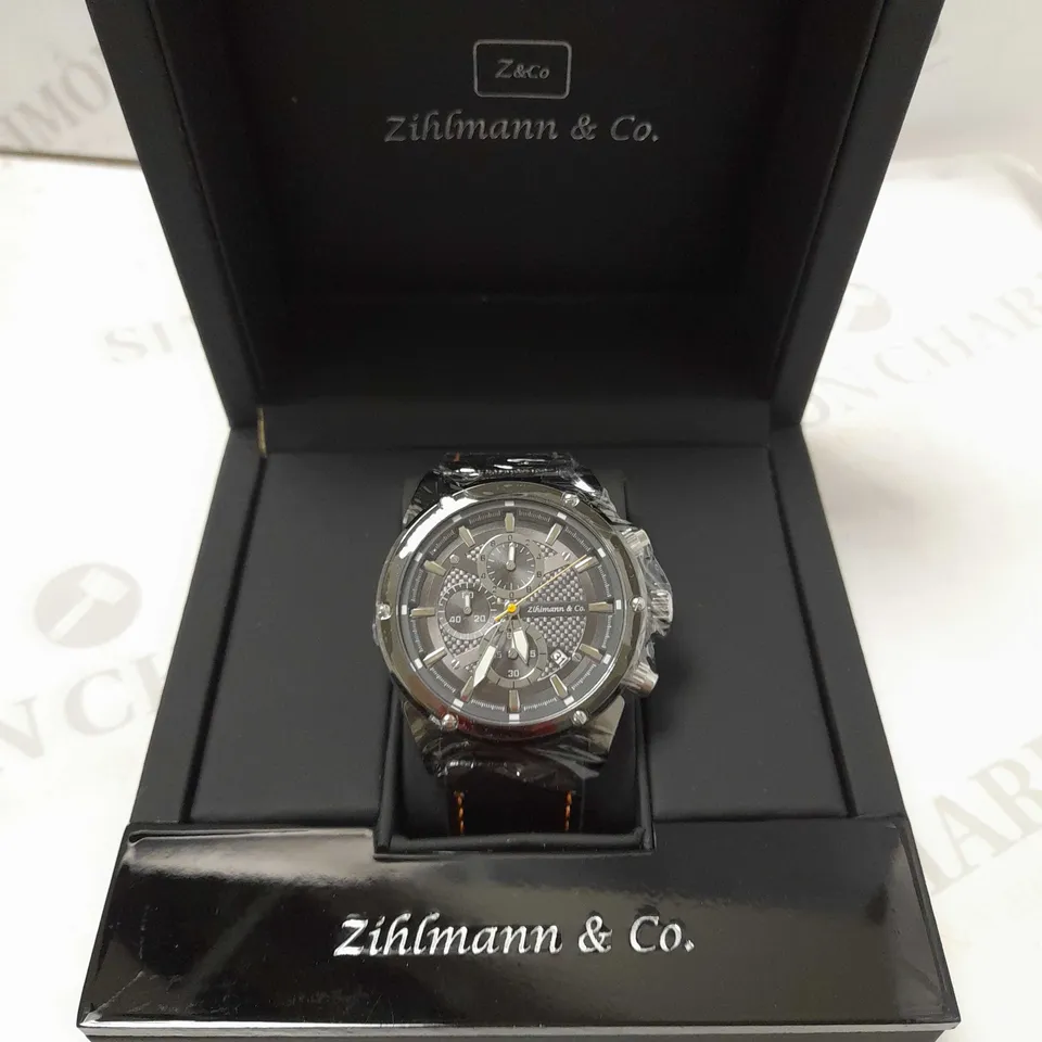 ZIHLMANN & CO GREY TRIPLE DIAL BLACK LEATHER STRAP WATCH