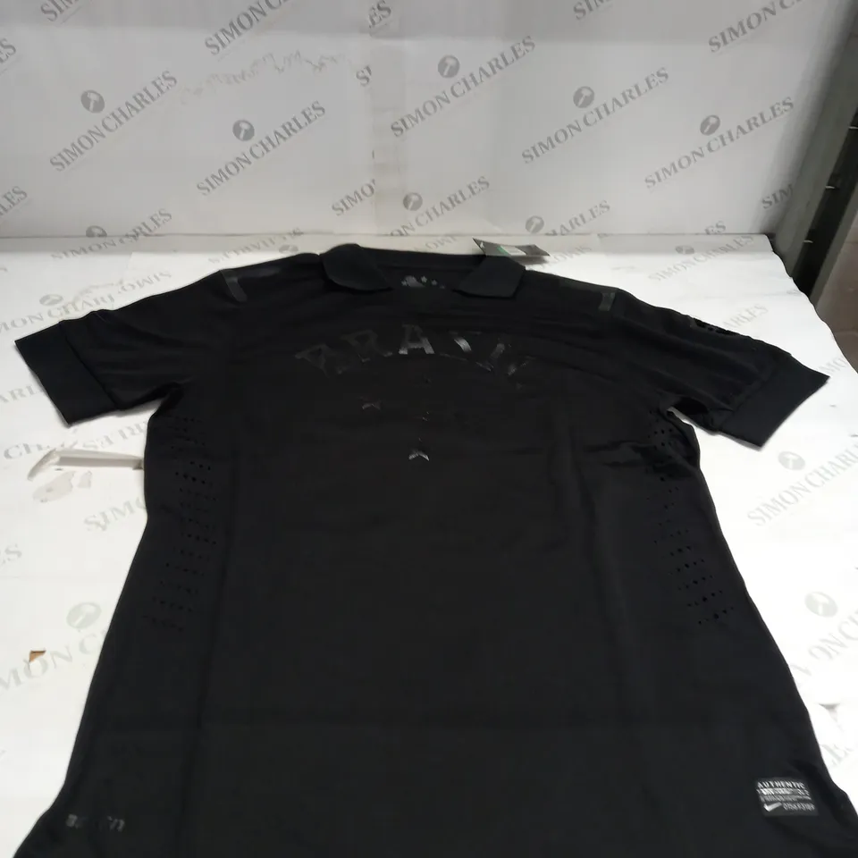 BRAZIL LIMITED EDITION BLACK FOOTBALL SHIRT SIZE XL