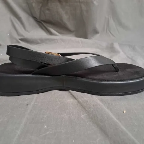 MANGO MNG THONG SANDALS BLACK SIZE 5