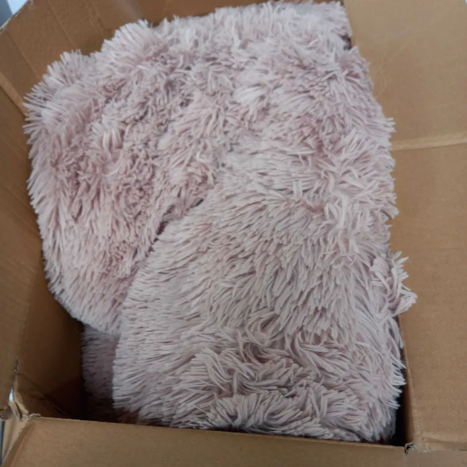 COZEE PAWS ODOUROLOGY FLUFFY ROUND PET BED - LARGE