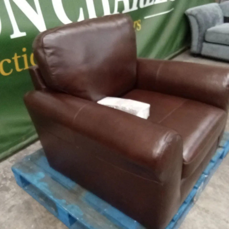 BAILEY LEATHER ARMCHAIR - CHOCOLATE  RRP £699