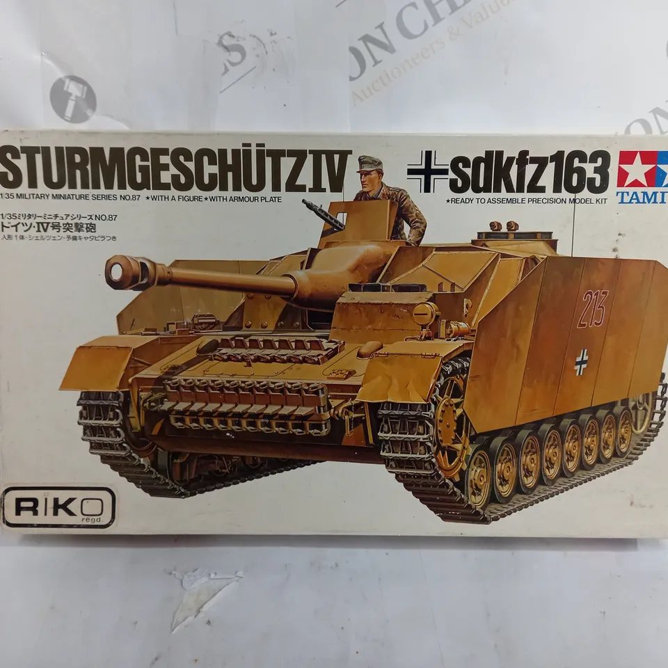 BOXED TAMIYA STURMGESCHUTZIV SDKFZ163