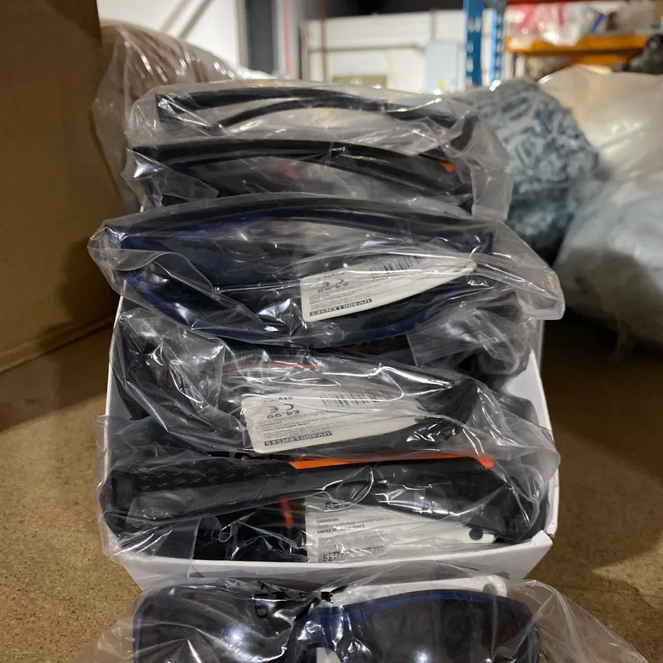 4 BOXES OF BRAND NEW PAIRS OF SUNGLASSES