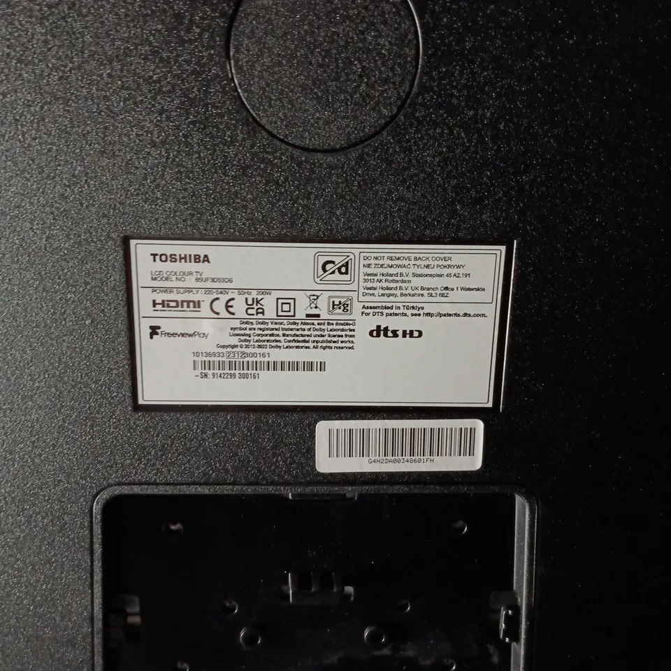 TOSHIBA 67" LCD COLOUR TV - UNBOXED