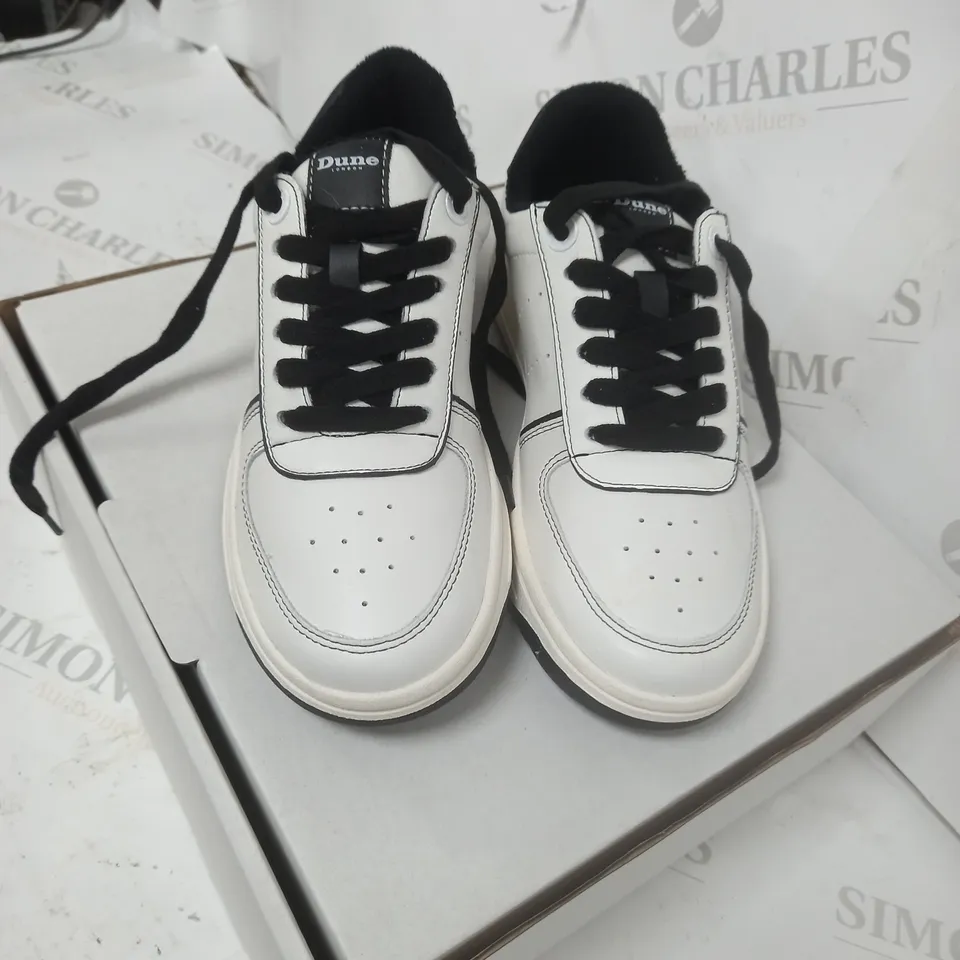 DUNE LONDON WHITE AND BLACK TRAINES SIZE 4