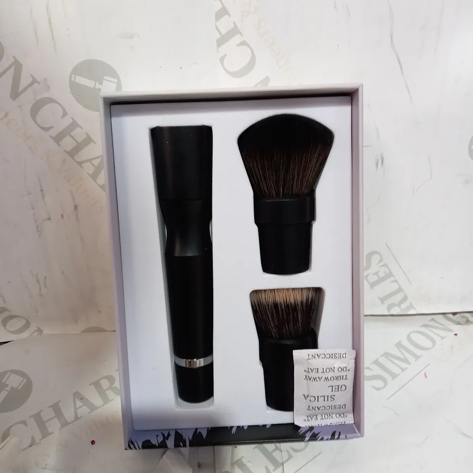 TILI MAKE-UP BLENDING BRUSHES