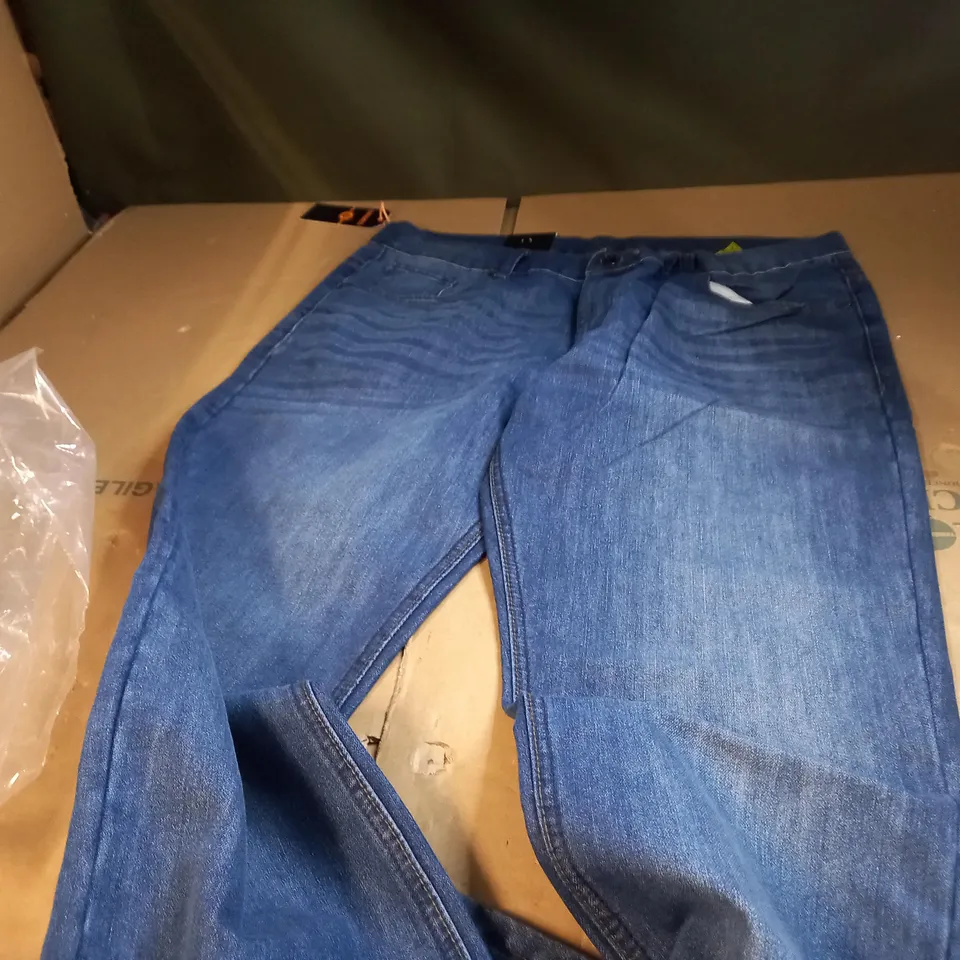 PAIR OF ENZO DEMIN JEANS - 36R
