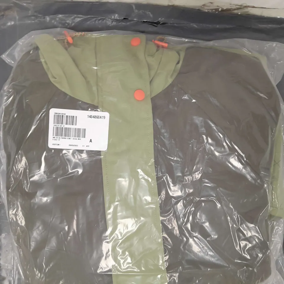 CELIA PARKA COAT IN GREEN MULTI SIZE 12