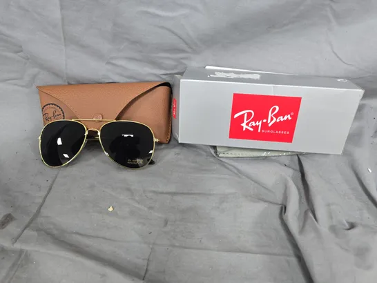 Lot 728: RAY-BAN AVIATOR SUNGLASSES WITH LEATHER CASE AND BOX - 5374657 ...