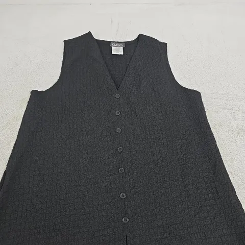 KIM & CO. BLACK TEXTURED SLEEVELESS VEST – SIZE M