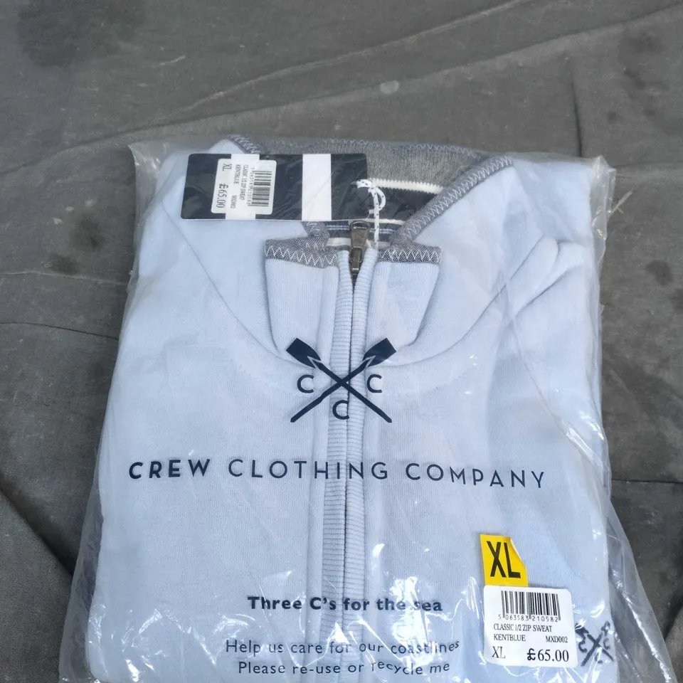 CREW CLOTHING COMPANY 1/2 ZIP SWEATER - XL