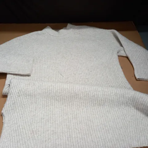 H&M KNITTED LONGLINE JUMPER - EUR L